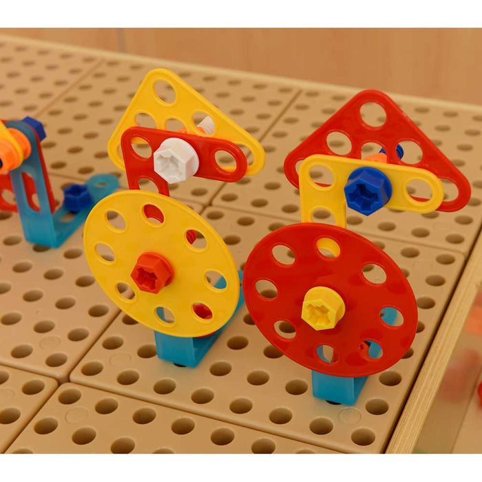 STEM Wall Geometric Shapes 260 Pieces